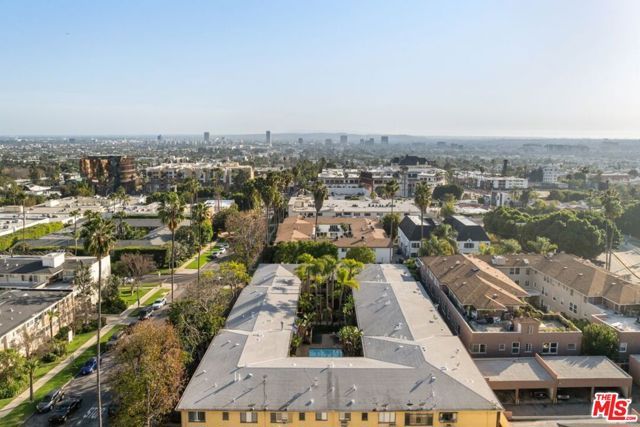 1615 N Laurel Avenue 202, Los Angeles, CA 90046