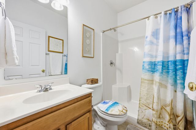 5870 Longwood Dr Unit 203, Murrells Inlet, SC 29576