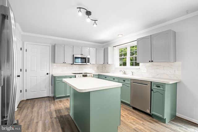 20 SAINT MARKS CT, Stafford, VA 22556