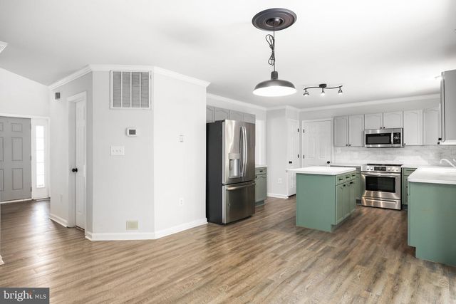 20 SAINT MARKS CT, Stafford, VA 22556