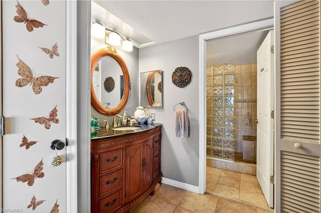 123 SW 47th TER # 102, Cape Coral, FL 33914