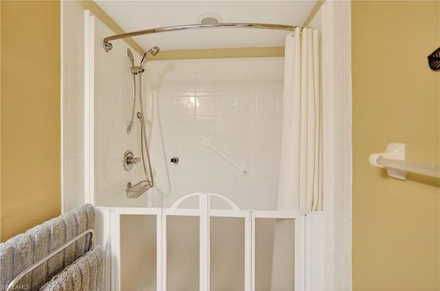 123 SW 47th TER # 102, Cape Coral, FL 33914