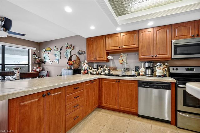 123 SW 47th TER # 102, Cape Coral, FL 33914