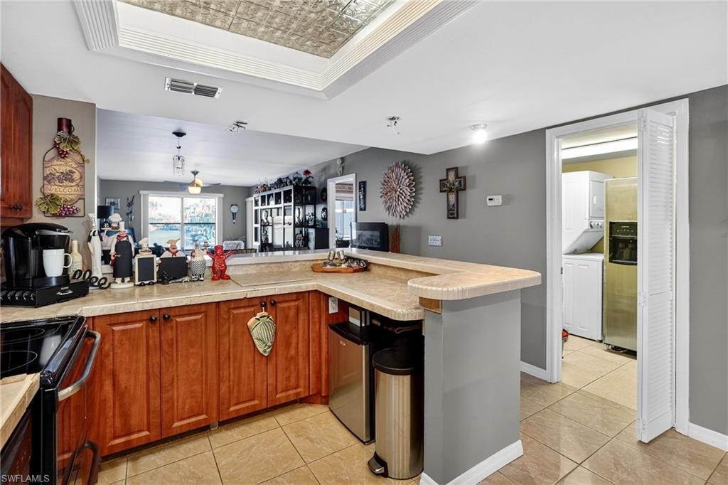 123 SW 47th TER 102, CAPE CORAL, FL 33914 — photo 4