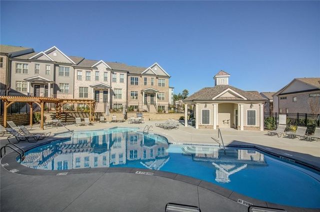 4745 Roswell Road, Atlanta, GA 30342