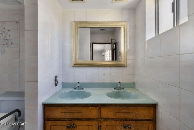 789 N Santa Rita Lane, Nogales, AZ 85621