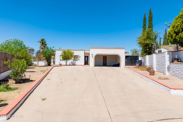 789 N Santa Rita Lane, Nogales, AZ 85621