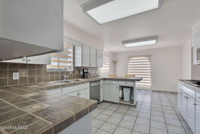 789 N Santa Rita Lane, Nogales, AZ 85621