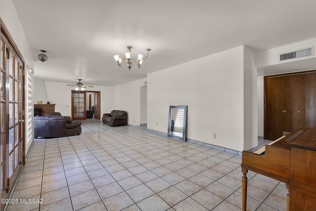 789 N Santa Rita Lane, Nogales, AZ 85621