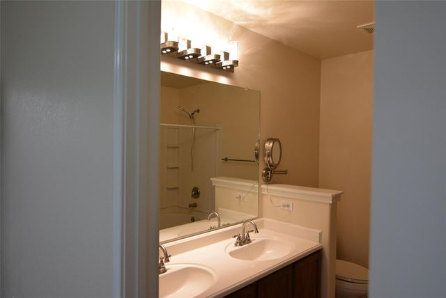 1303 Horseshoe Ranch DR, Leander, TX 78641