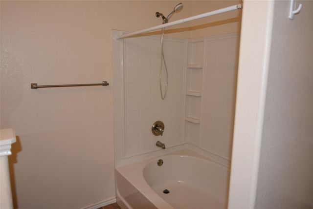 1303 Horseshoe Ranch DR, Leander, TX 78641