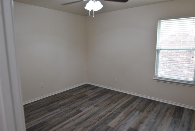 1303 Horseshoe Ranch DR, Leander, TX 78641