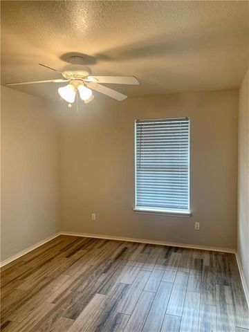 944 N Storer Avenue 9, Fayetteville, AR 72701