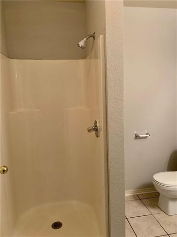 944 N Storer Avenue 9, Fayetteville, AR 72701