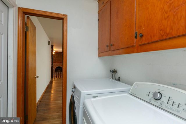 35 GRANT RD, Charles Town, WV 25414