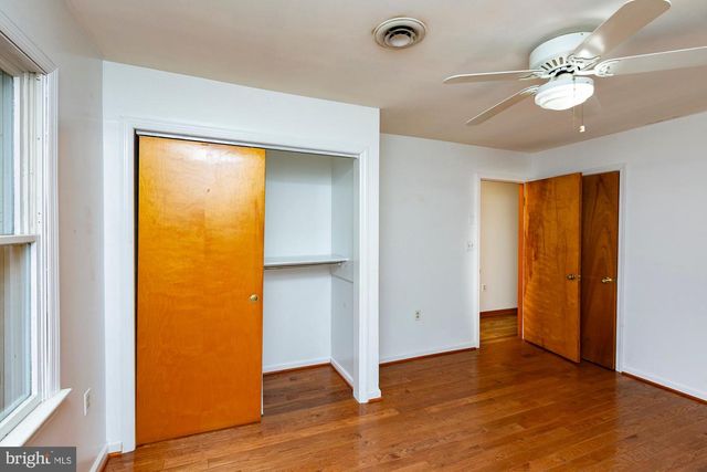 35 GRANT RD, Charles Town, WV 25414