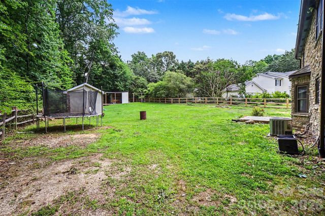 3017 Mill Stream Court, Matthews, NC 28104