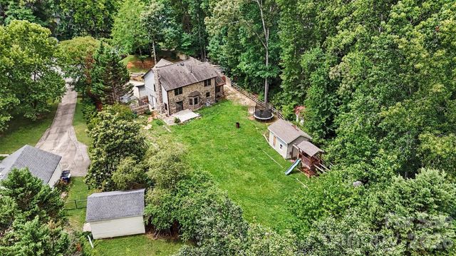 3017 Mill Stream Court, Matthews, NC 28104