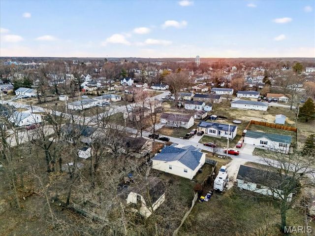 506 Roosevelt Avenue, Warrenton, MO 63383