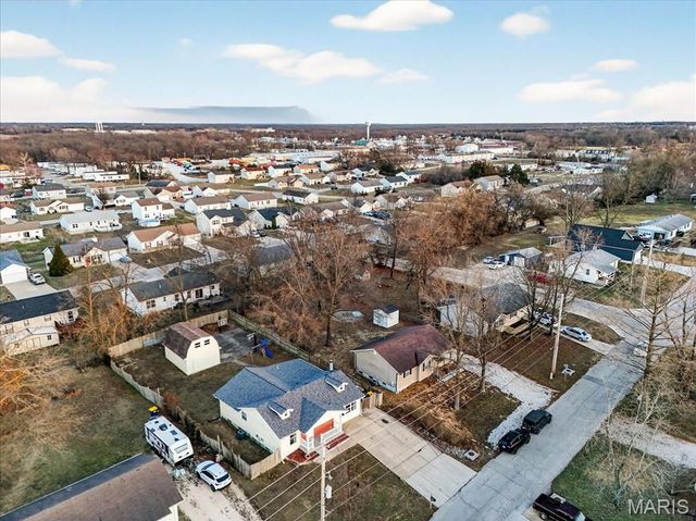 506 Roosevelt Avenue, Warrenton, MO 63383