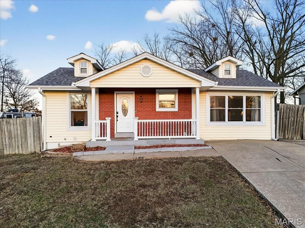 506 Roosevelt Avenue, Warrenton, MO 63383