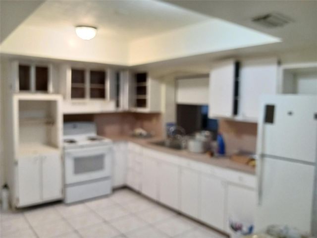 7757 SE EMBASSY Boulevard, Miramar, FL 33023