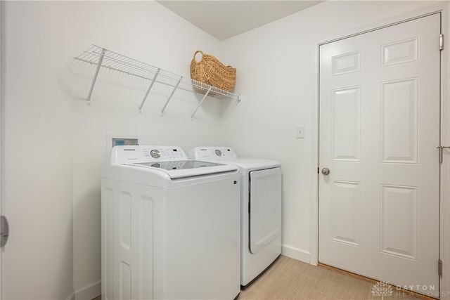 1526 Hickory Glen Drive, Miamisburg, OH 45342