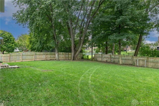 1526 Hickory Glen Drive, Miamisburg, OH 45342