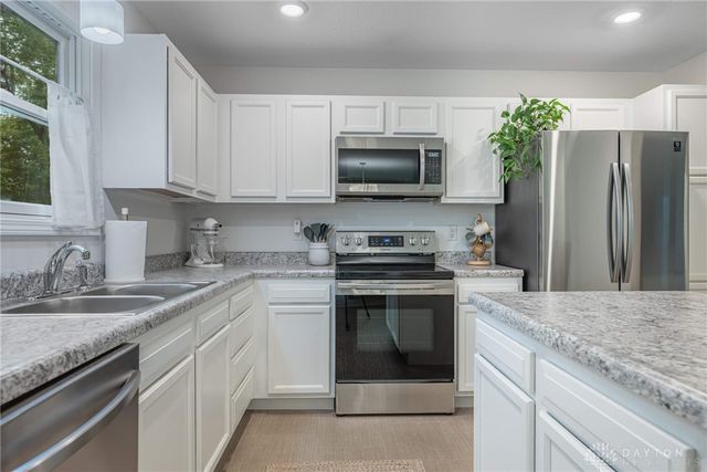 1526 Hickory Glen Drive, Miamisburg, OH 45342