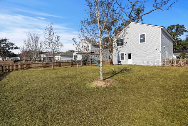 21 Pacolet Ln, Beaufort, SC 29906