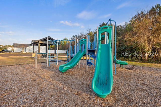 21 Pacolet Ln, Beaufort, SC 29906