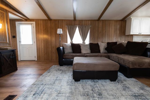 196 New Hillcrest Drive, Greenville, NH 03048