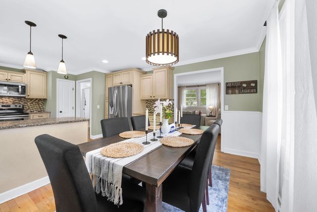 608 Harpeth Pkwy, E, Nashville, TN 37221