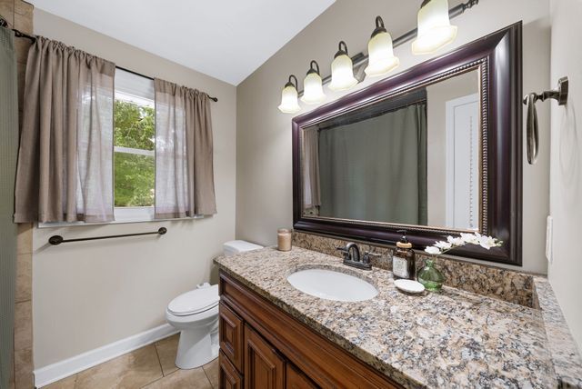 608 Harpeth Pkwy, E, Nashville, TN 37221
