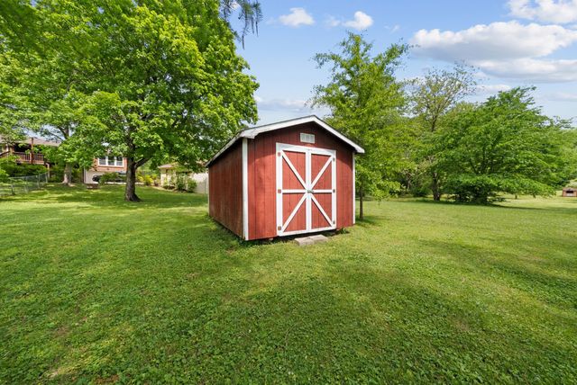 608 Harpeth Pkwy, E, Nashville, TN 37221
