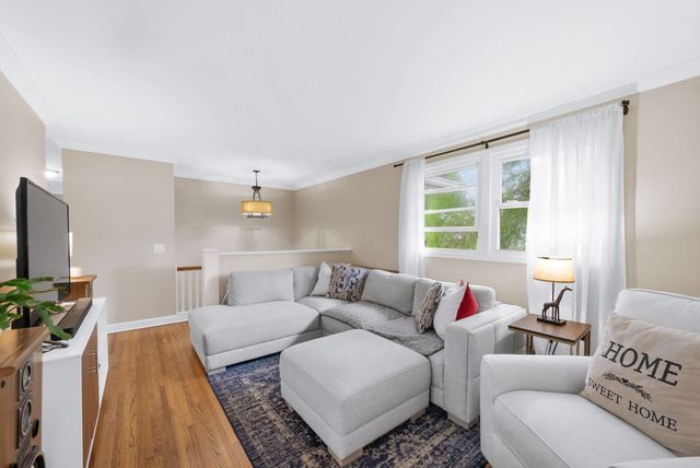 608 Harpeth Pkwy, E, Nashville, TN 37221