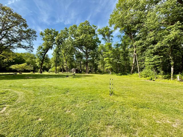 2300 E 150 S, Knox, IN 46534