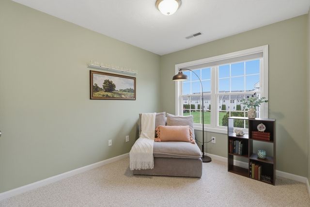 10 Merrimac Way H, Tyngsborough, MA 01879