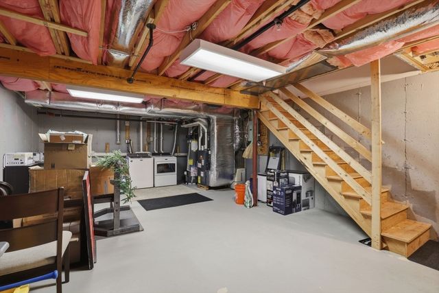 10 Merrimac Way H, Tyngsborough, MA 01879