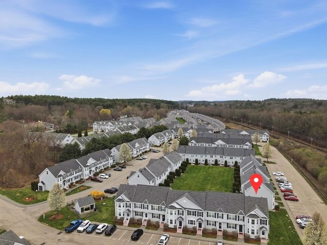 10 Merrimac Way H, Tyngsborough, MA 01879