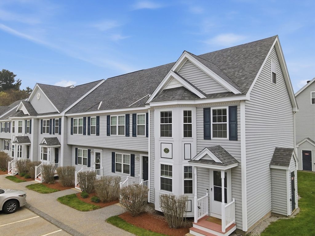 10 Merrimac Way H, Tyngsborough, MA 01879