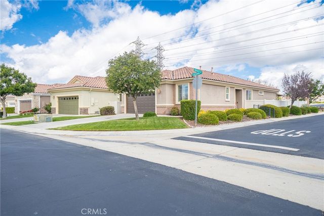 1168 Saguaro Rd, Beaumont, CA 92223