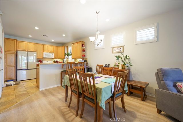 1168 Saguaro Rd, Beaumont, CA 92223