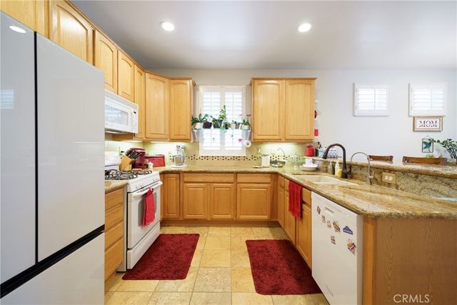 1168 Saguaro Rd, Beaumont, CA 92223