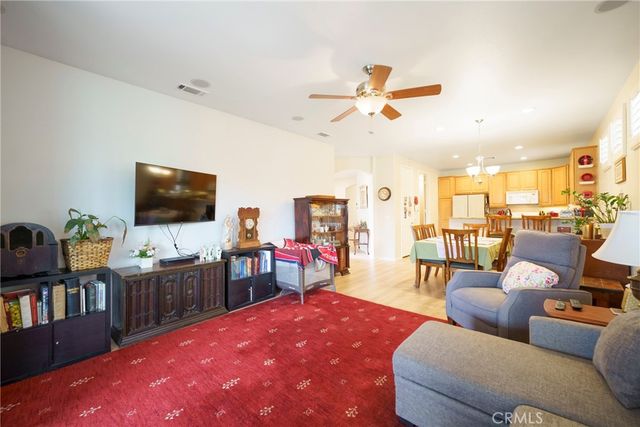 1168 Saguaro Rd, Beaumont, CA 92223