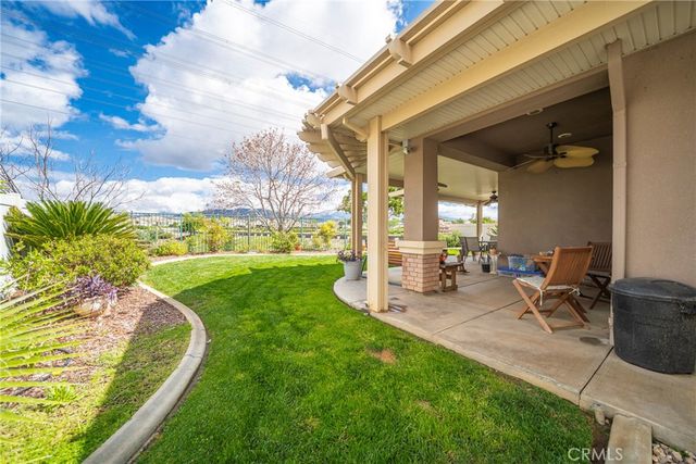 1168 Saguaro Rd, Beaumont, CA 92223