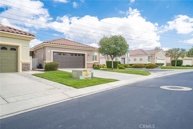 1168 Saguaro Rd, Beaumont, CA 92223