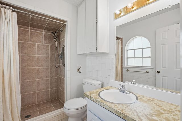 624 NW Barbara Lane, Burleson, TX 76028