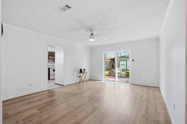 624 NW Barbara Lane, Burleson, TX 76028