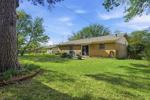 624 NW Barbara Lane, Burleson, TX 76028
